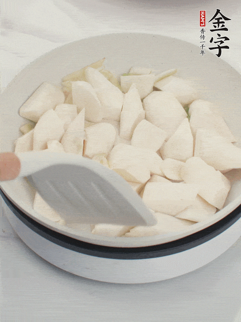 加茭白煸炒。