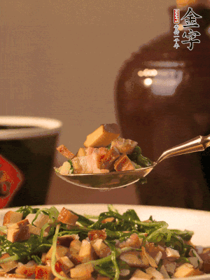 出鍋前嘗味，味淡加點鹽。